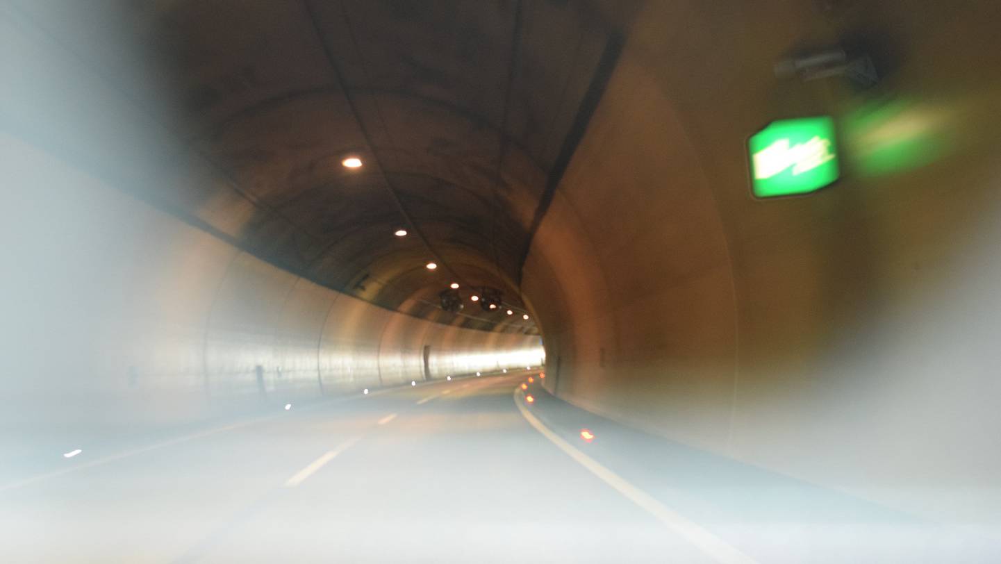 A P�LYAV�LASZT�S T�TJE = AKI NINCS J� HELYEN A MUNK�J�BAN, �RI�SIT KOCK�ZTAT AZ �LET�BEN! 